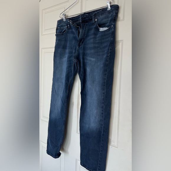 Calvin Klein Men's Straight Fit Jeans - Picture 6 of 7
